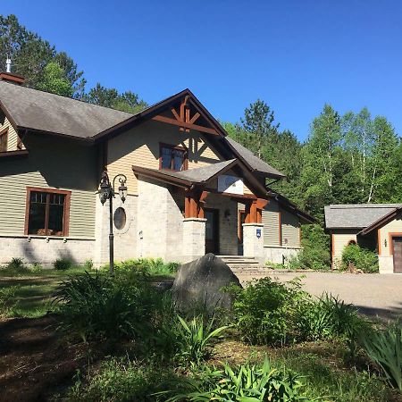B&B Au Petit Marigot Mont-Tremblant Esterno foto