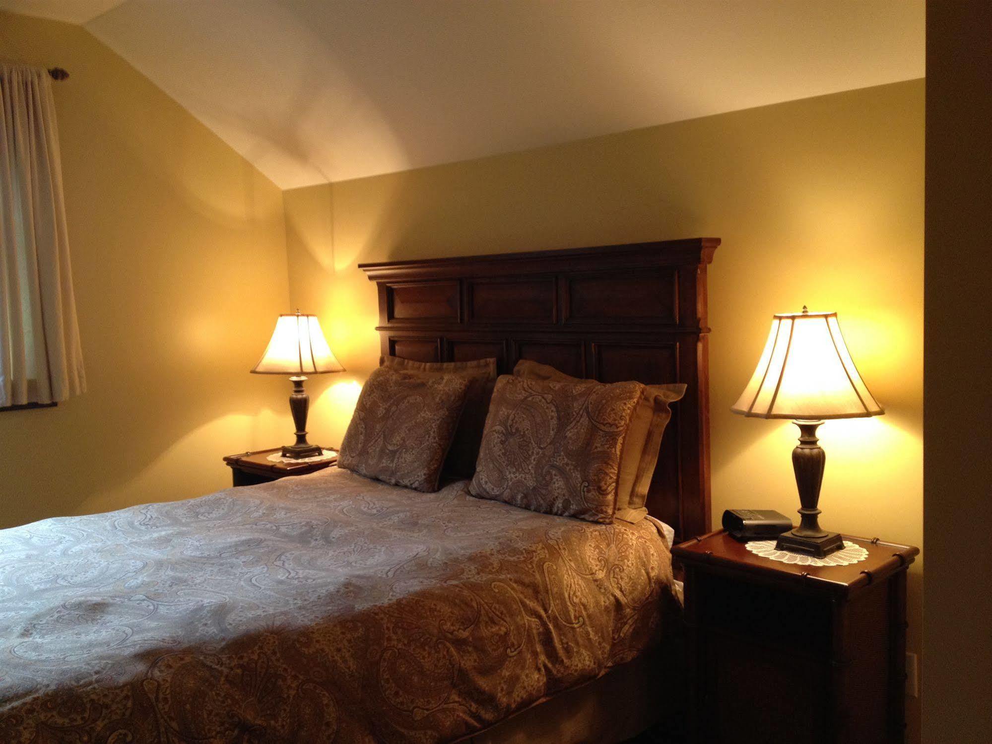 B&B Au Petit Marigot Mont-Tremblant Esterno foto