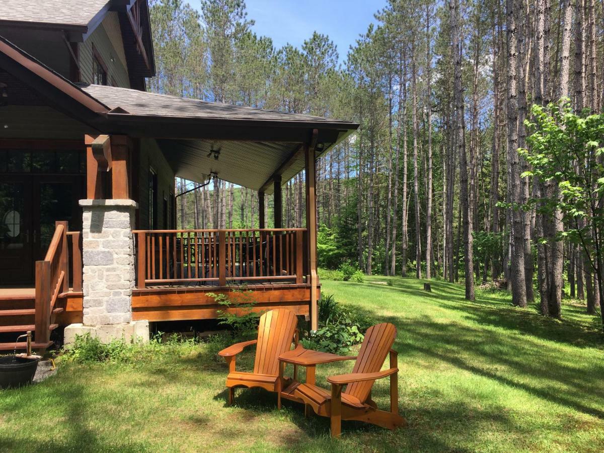 B&B Au Petit Marigot Mont-Tremblant Esterno foto